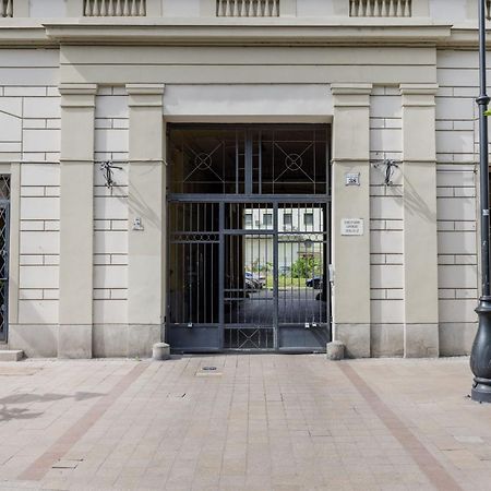 Ferienwohnung A Touch Of Provence And Pastels In The Centre Budapest Exterior foto